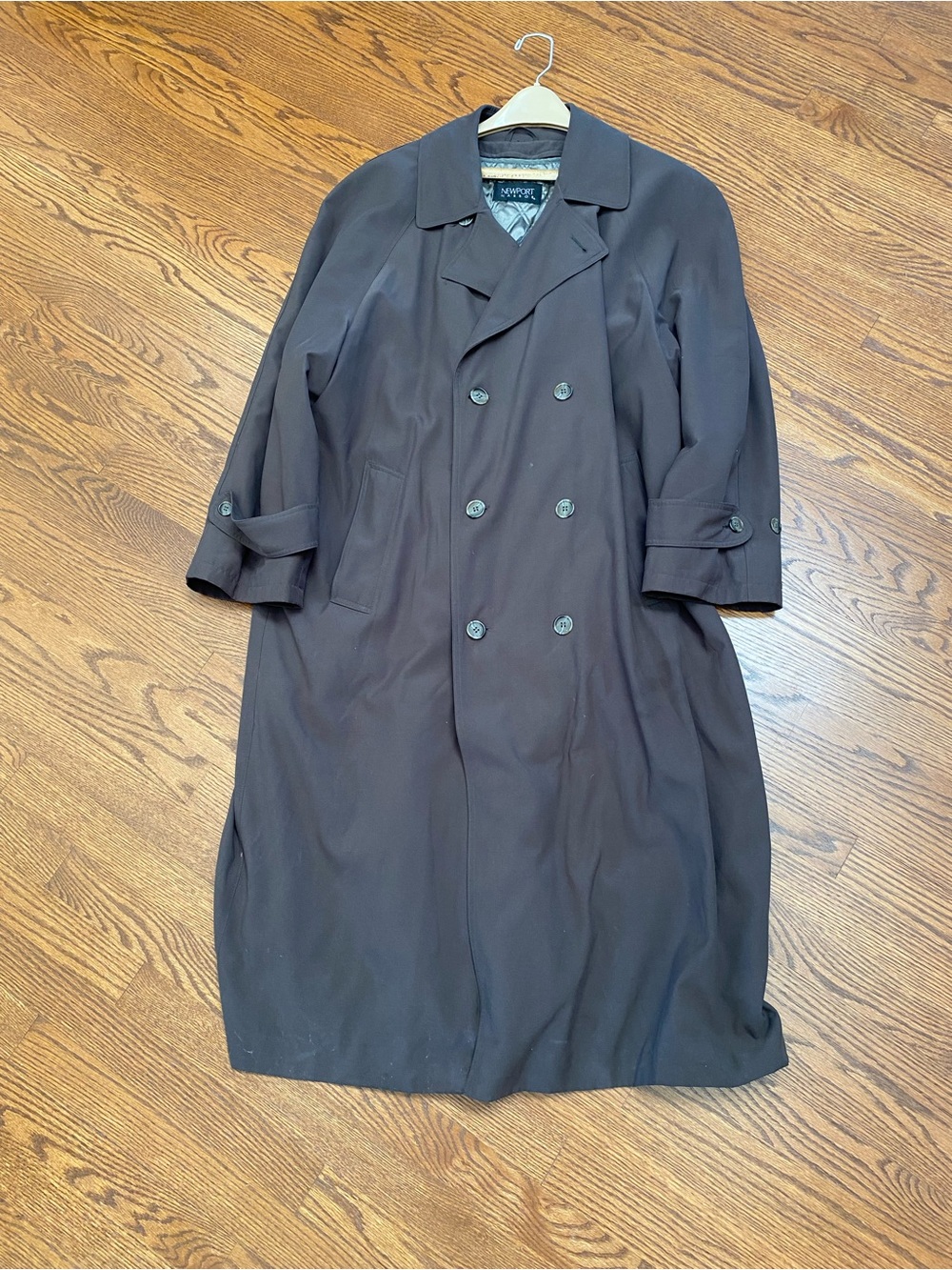 Newport Harbor Men's Double-Breasted brown full length Trench Coat/zipout lining